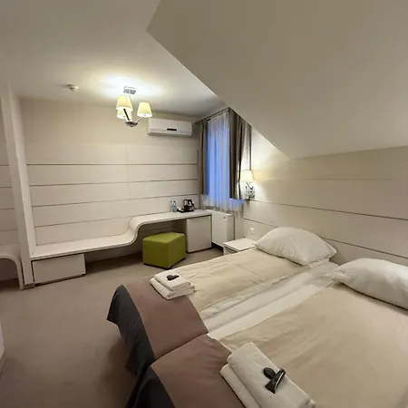 Karpik Zator Hotel